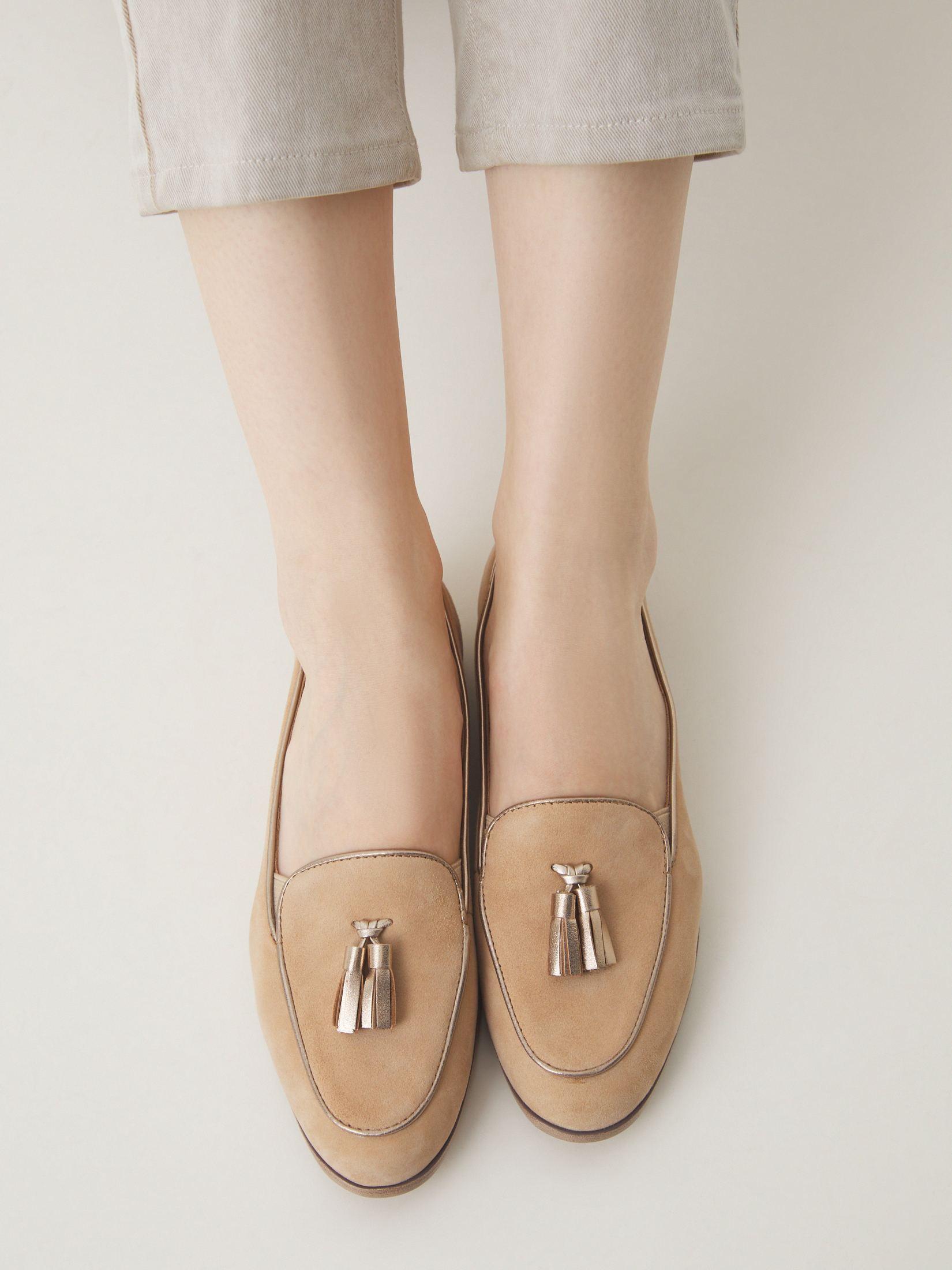 5700 р. 10000 р. Женские лоферы TAMARIS