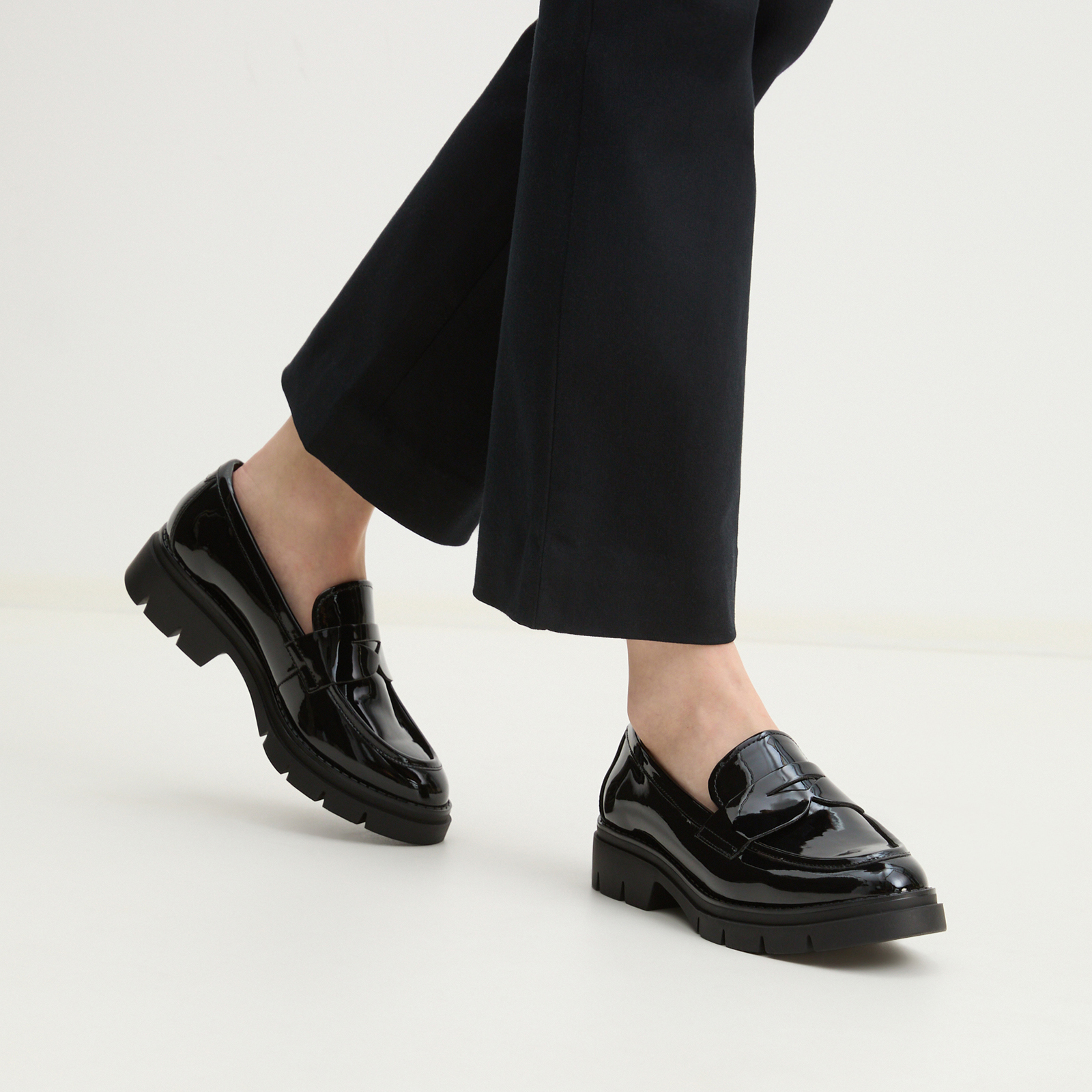 5871 р. 10300 р. Женские лоферы TAMARIS JUTTA