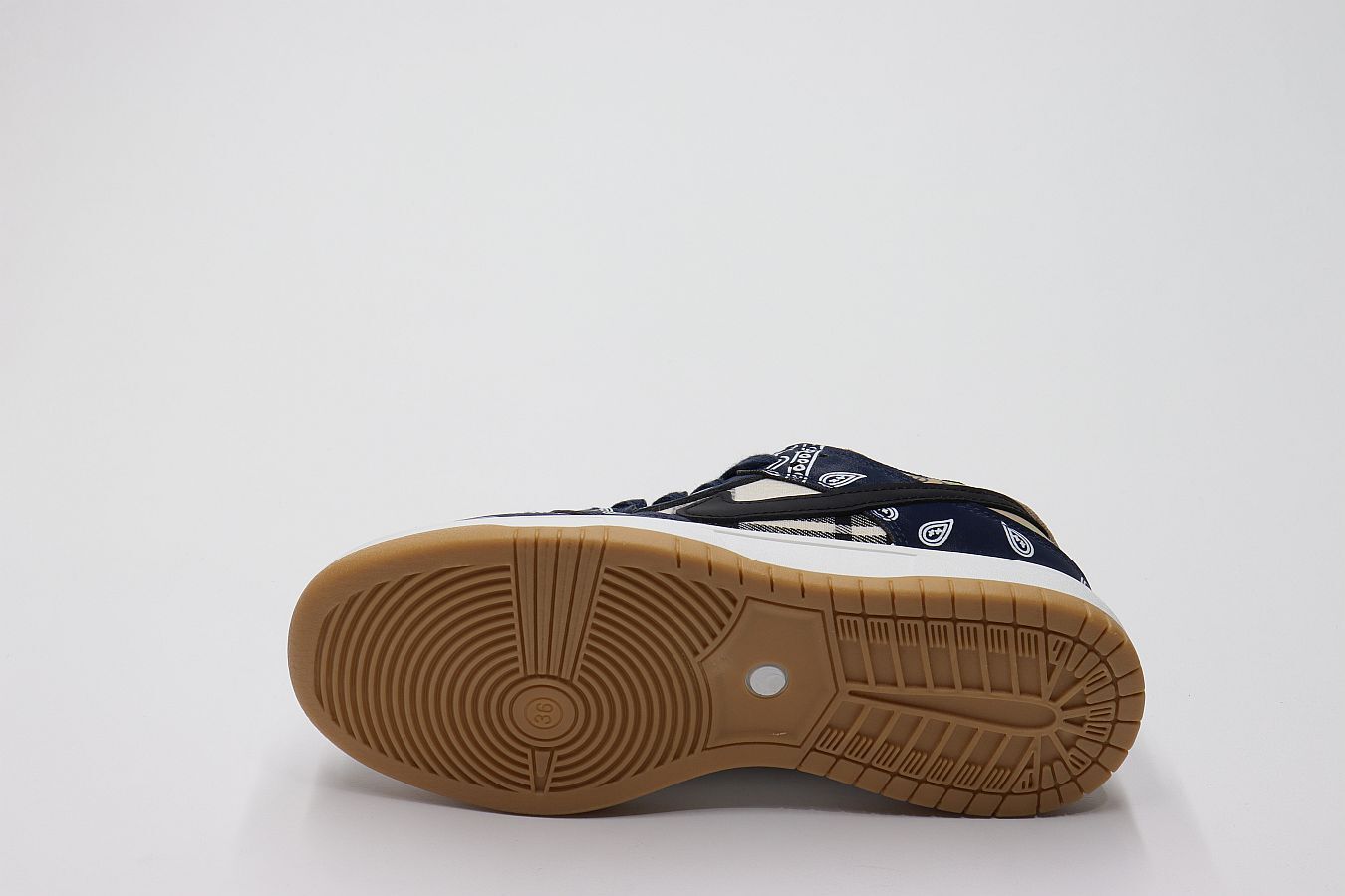 Кроссовки (36-41)р. / шт. M216-3