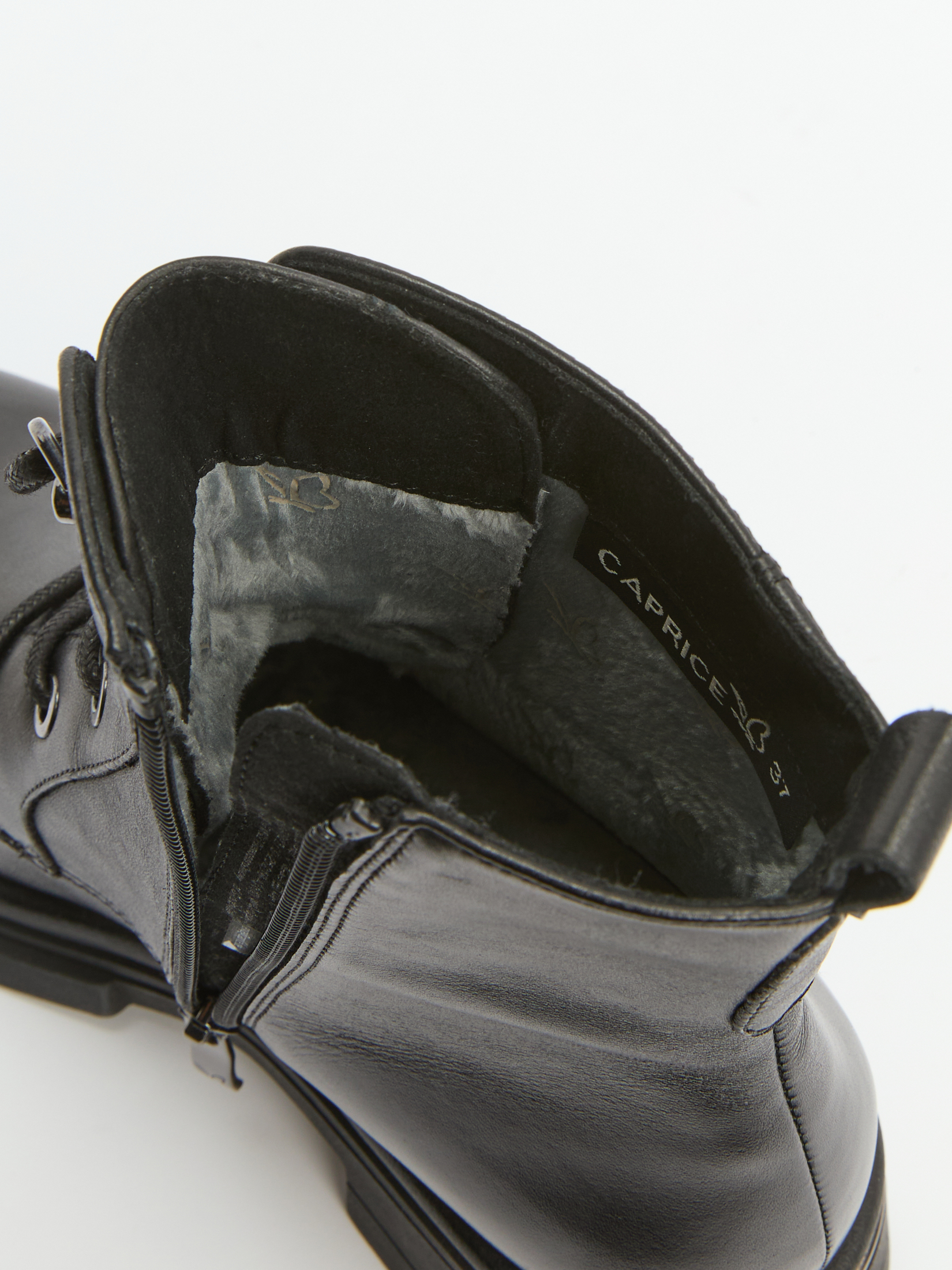 Женские ботинки CAPRICE DELIA 4147230, черный