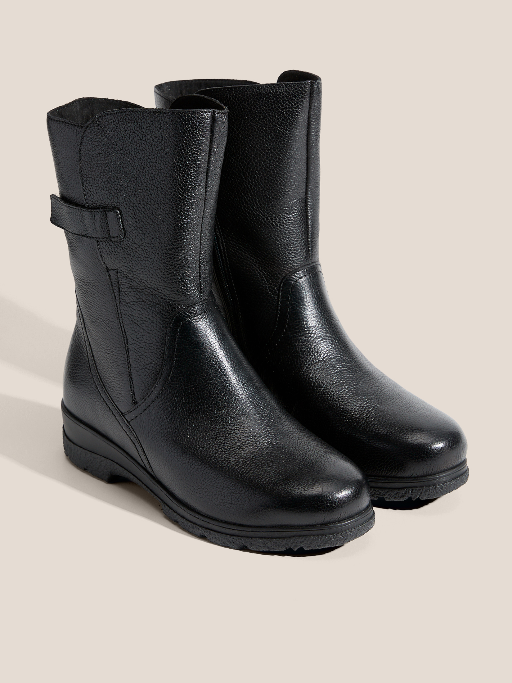 Женские полусапоги CAPRICE DASCHA 4662773, черный