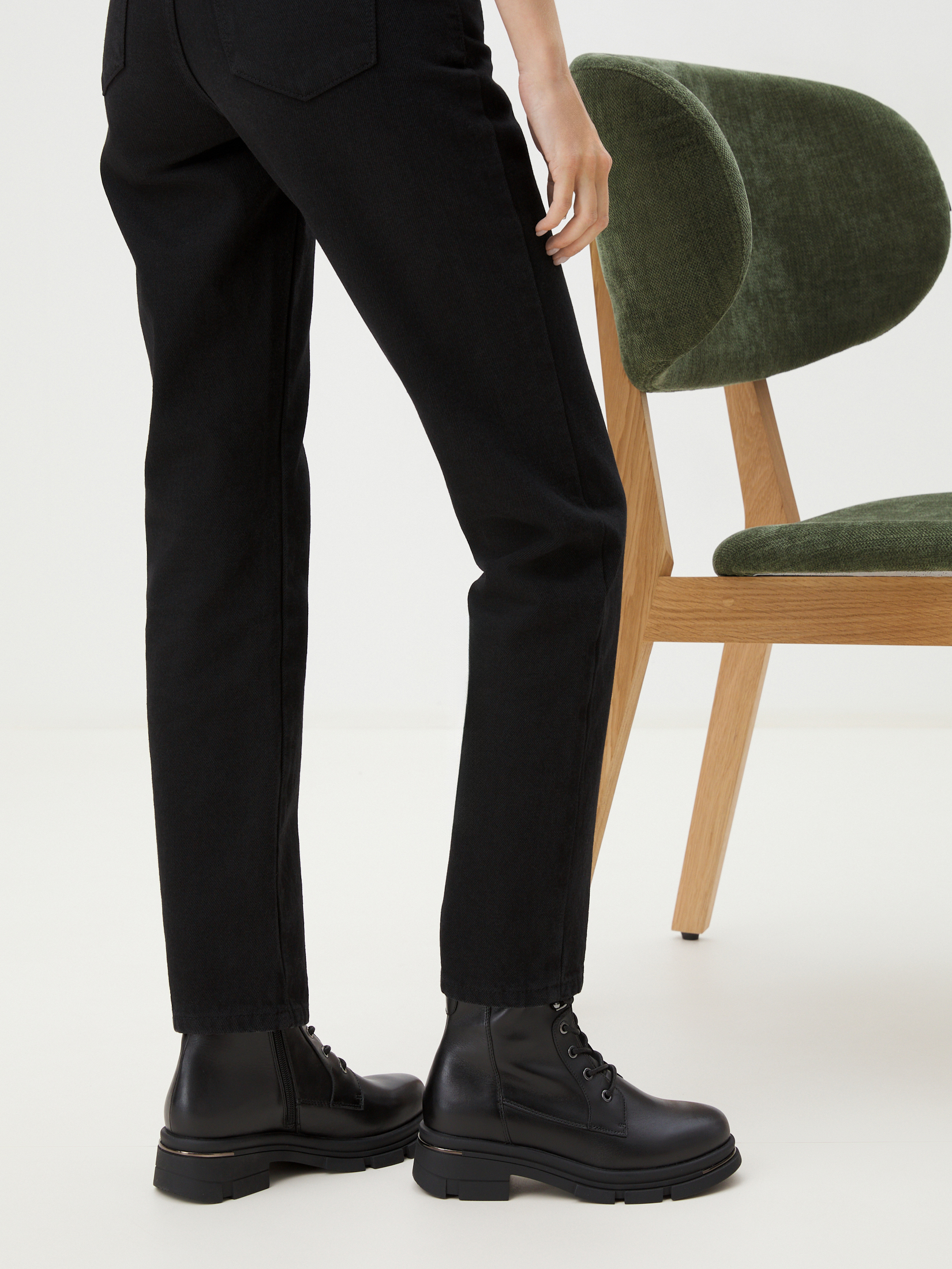 Женские ботинки CAPRICE DELIA 4147230, черный