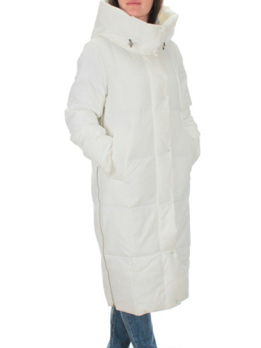 22361 WHITE Пальто зимнее женское облегченное (150 гр. холлофайбера)