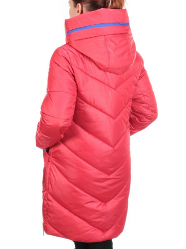 1175 RED Пальто женское зимнее PlOOEPLOO (200 гр. холлофайбера)