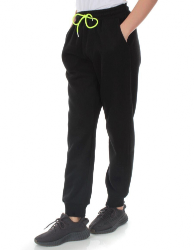 M073 BLACK Брюки спортивные утепленные женские (85% хлопок, 10% полиэстер, 5% спандекс)
