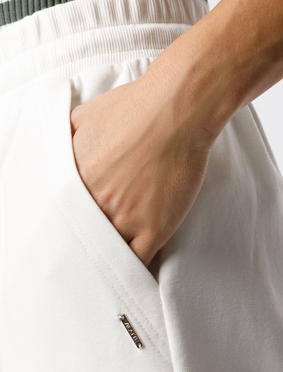 Брюки из тонкого премиального футера с эластаном