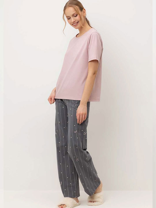 Пижама с брюками