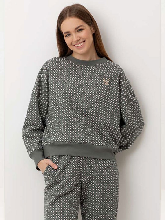 Пижама с брюками