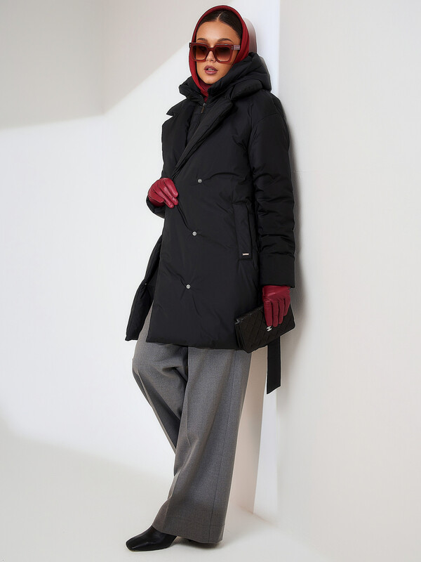 7215 р.  14610 р.  Пуховик женский черный