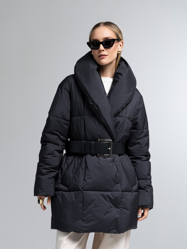 9100 р.  24570 р.  Пуховик женский черный