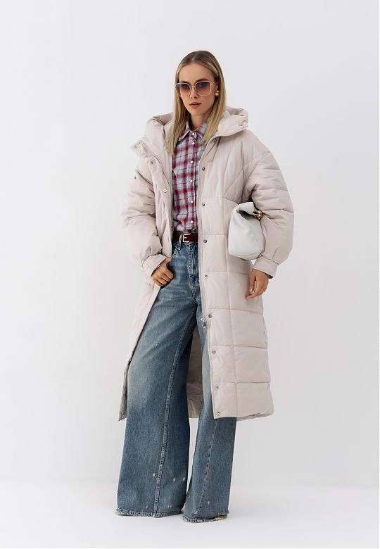 10400 р.  <s>28080 р.  Пуховик женский светло-бежевый