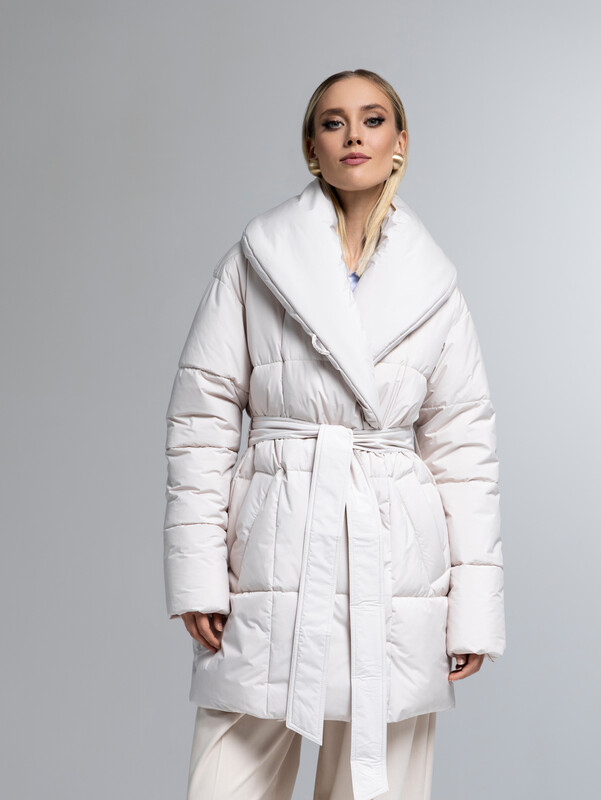 9100 р.  24570 р.  Пуховик женский светло-бежевый