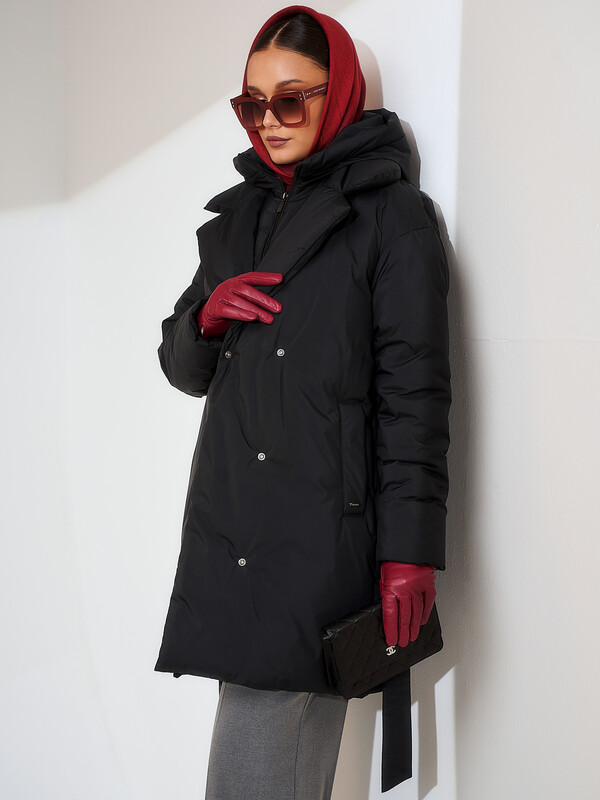 7215 р.  14610 р.  Пуховик женский черный