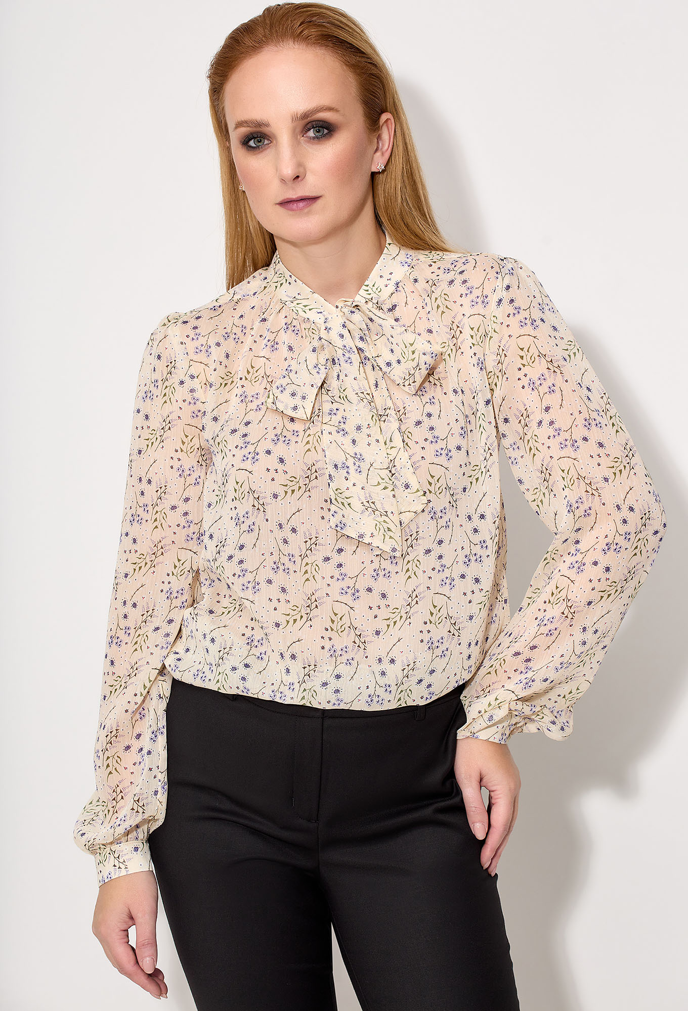 ст. цена1799руб.! Блуза Lenata 11589 цветы на бежевом