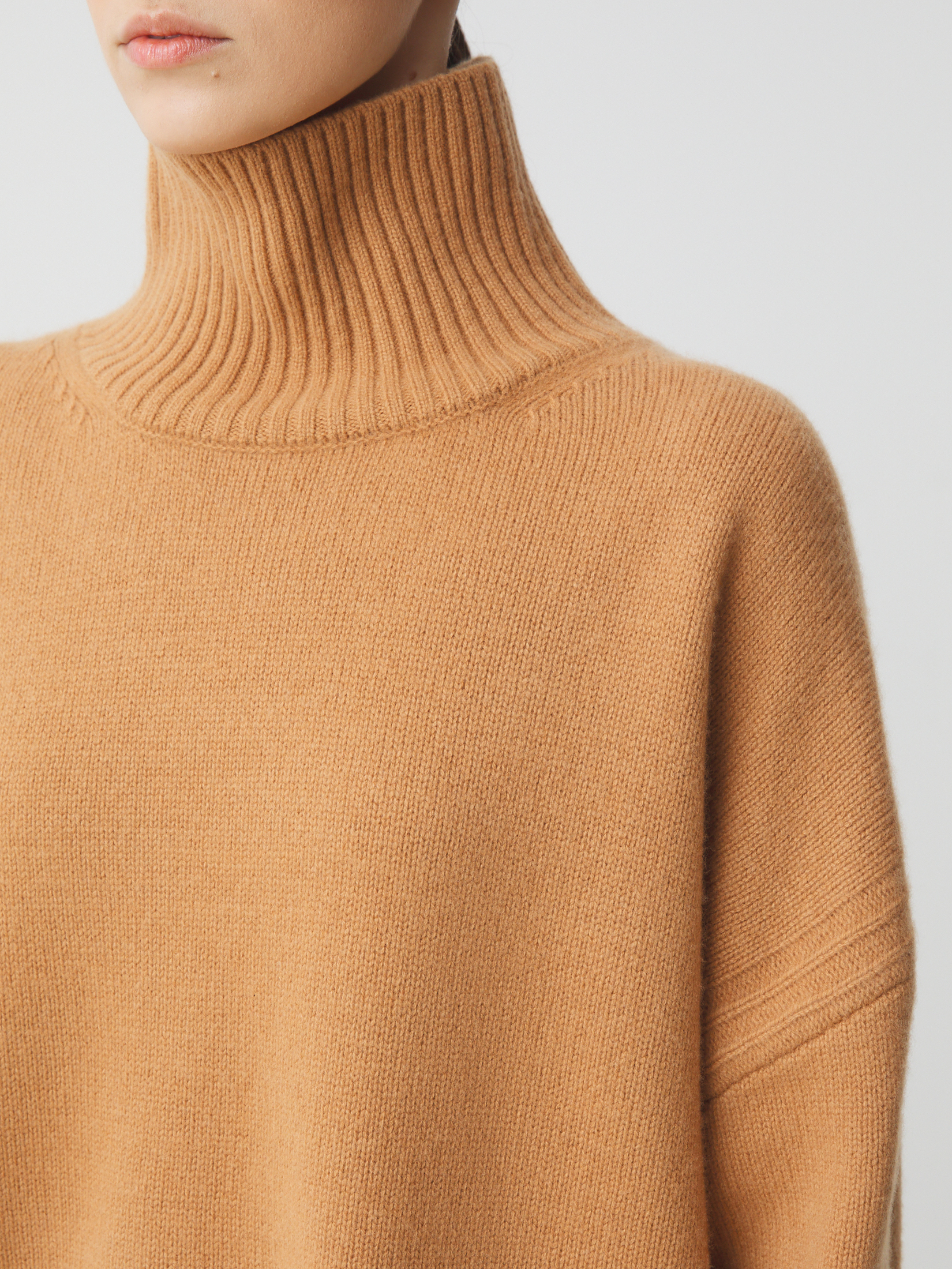 Женский свитер MAISON DAVID 4381798, светло-коричневый