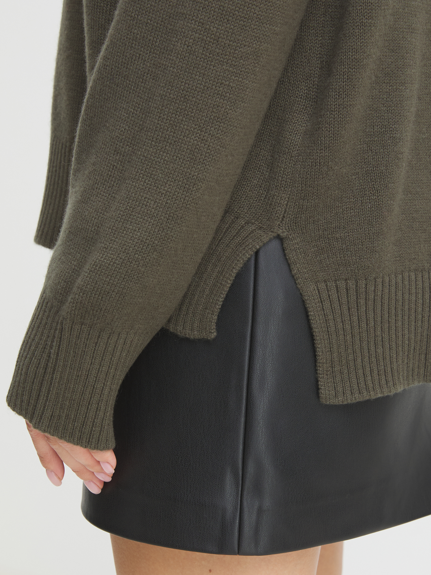 Женский свитер MAISON DAVID 4332184, хаки