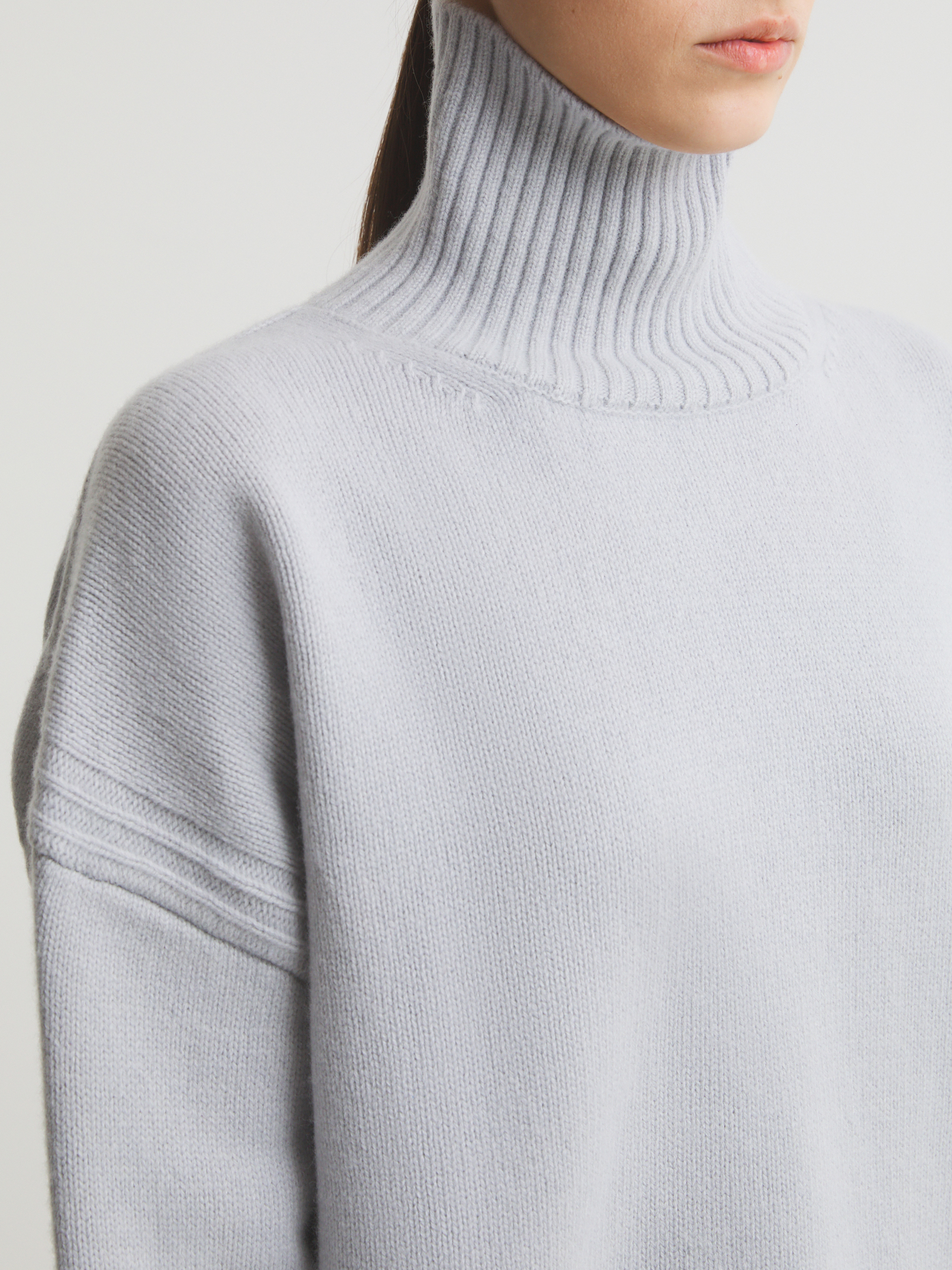 Женский свитер MAISON DAVID 4381714, светло-серый