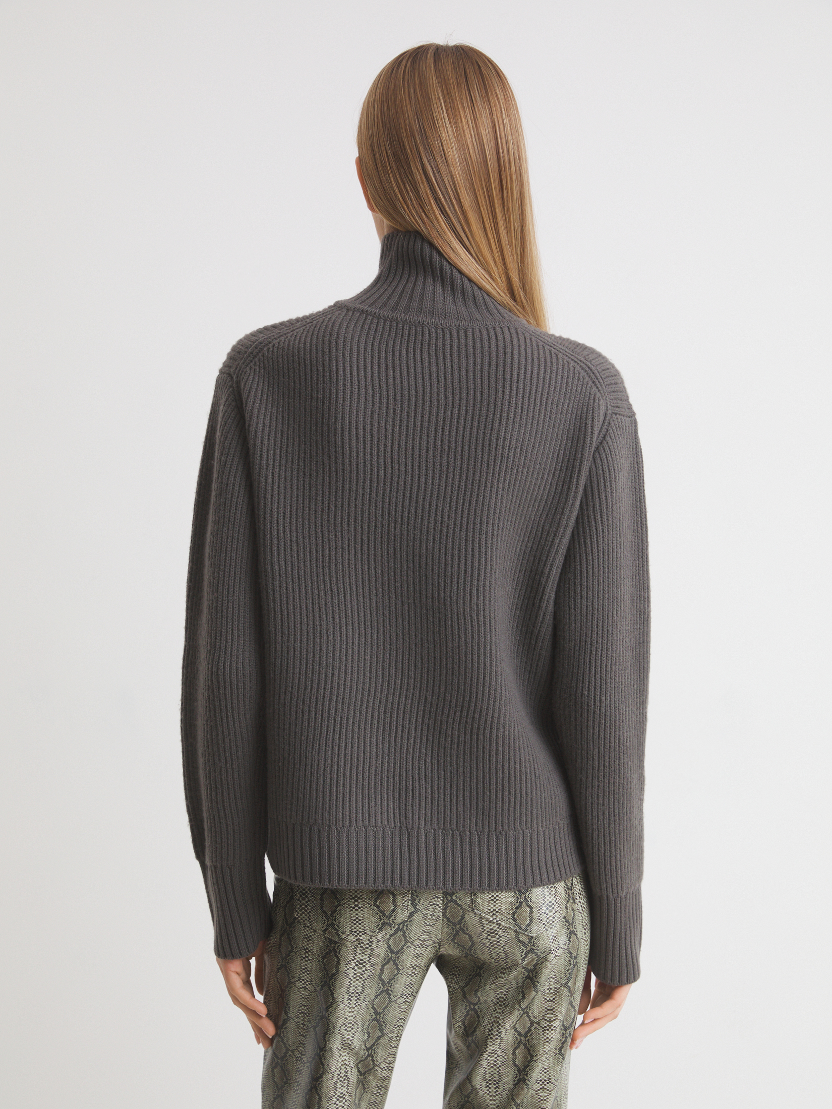 Женский свитер MAISON DAVID 4381914, зелено-серый