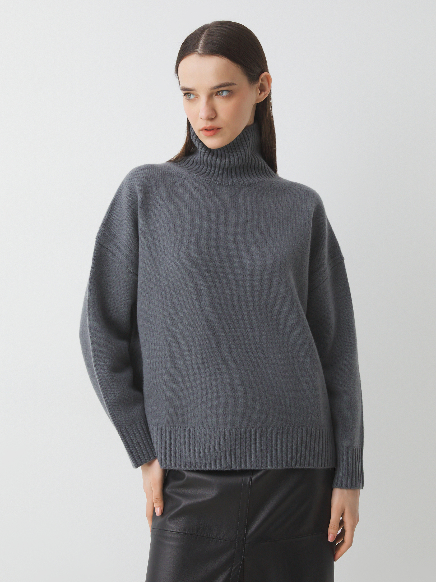 Женский свитер MAISON DAVID 4381728, серый