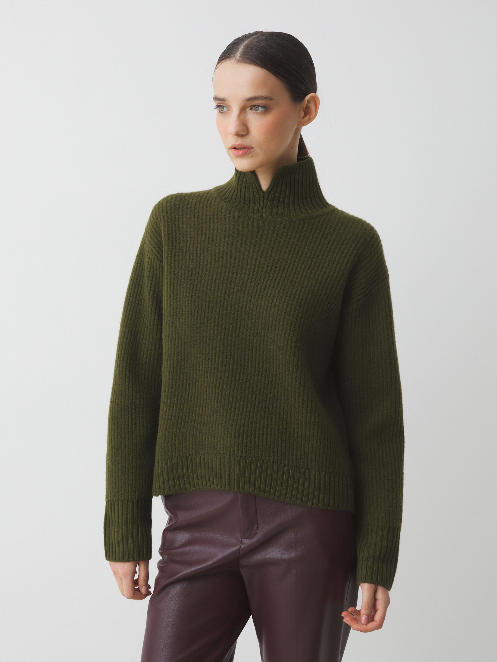 Женский свитер MAISON DAVID 4381929, хаки