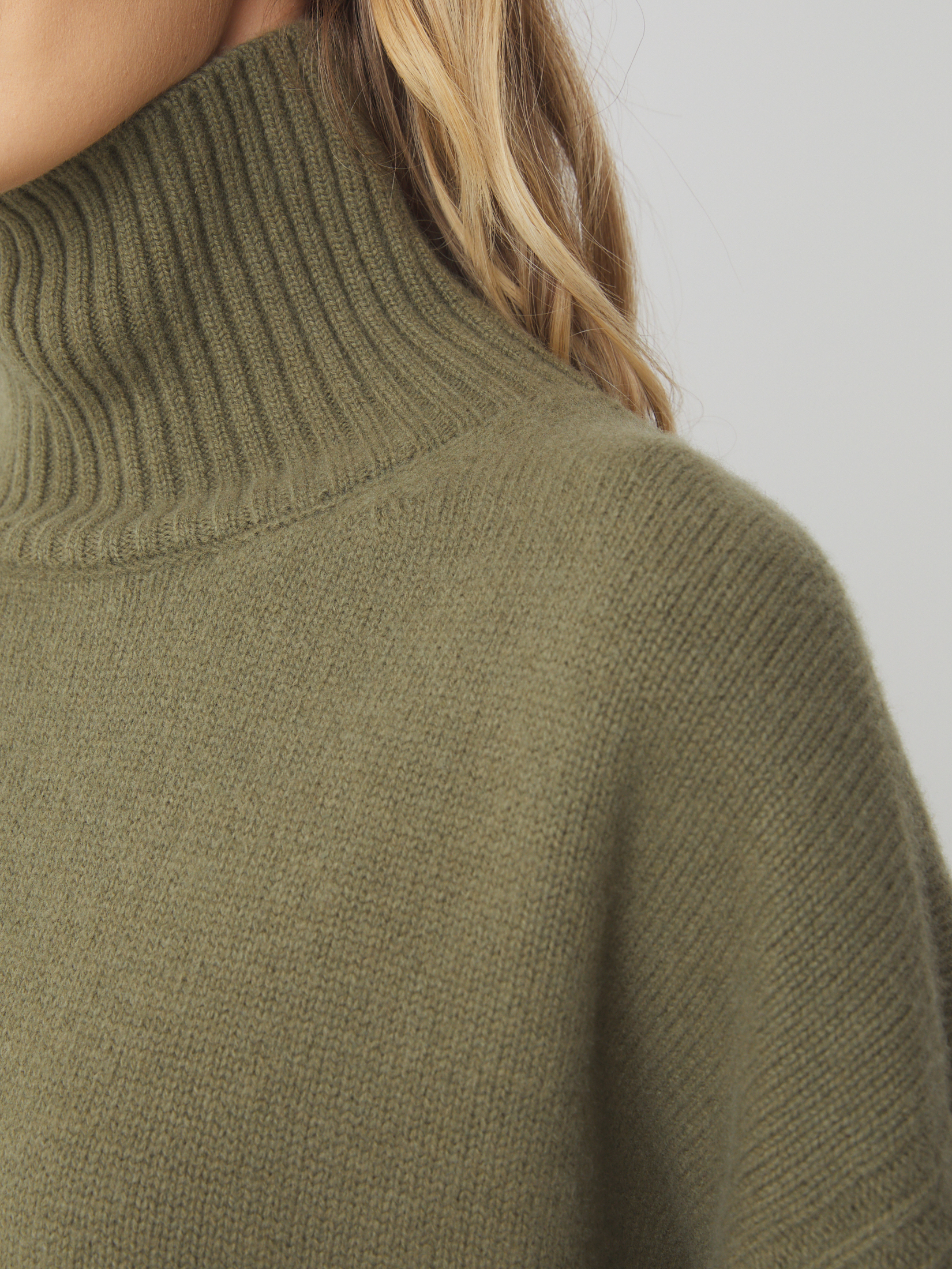 Женский свитер MAISON DAVID 4381738, коричневато-зеленый