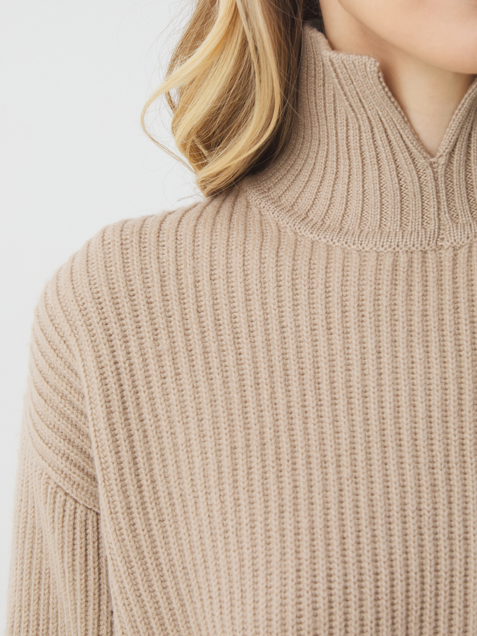 Женский свитер MAISON DAVID 4381844, пыльно-бежевый