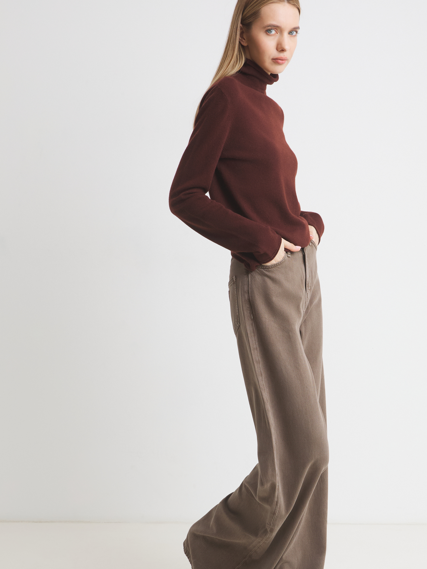 Женская водолазка MAISON DAVID 4537353, каштановый