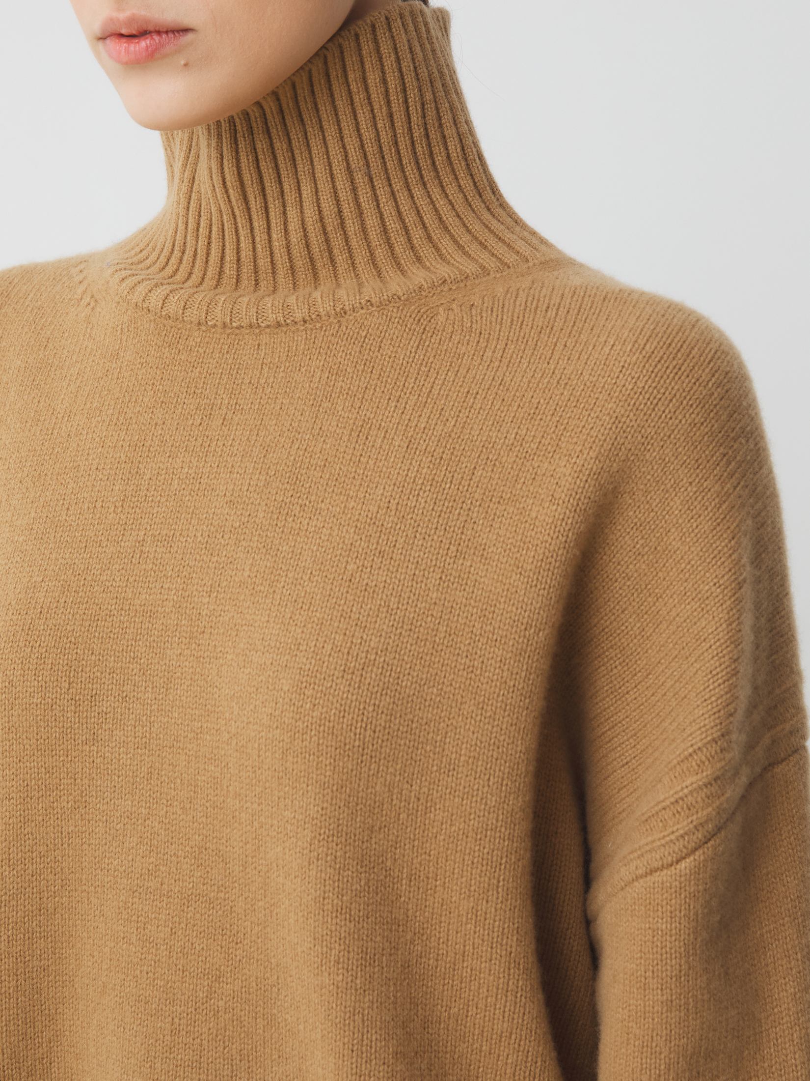 Женский свитер MAISON DAVID 4381783, бежево-коричневый