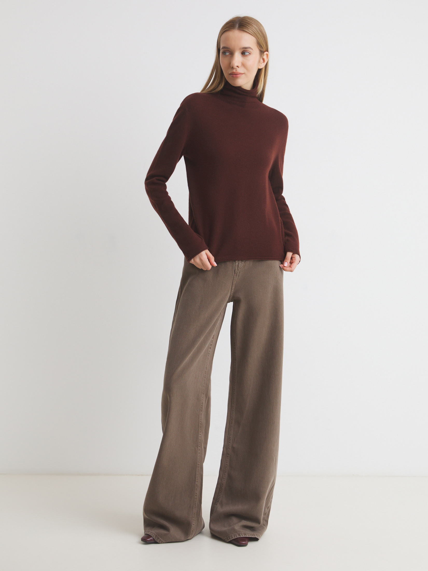 Женская водолазка MAISON DAVID 4537353, каштановый