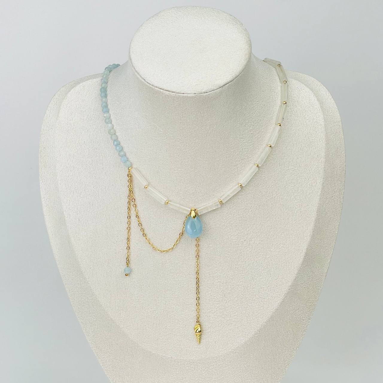 Радуга Самоцветов Колье из Кварца и Аквамарина