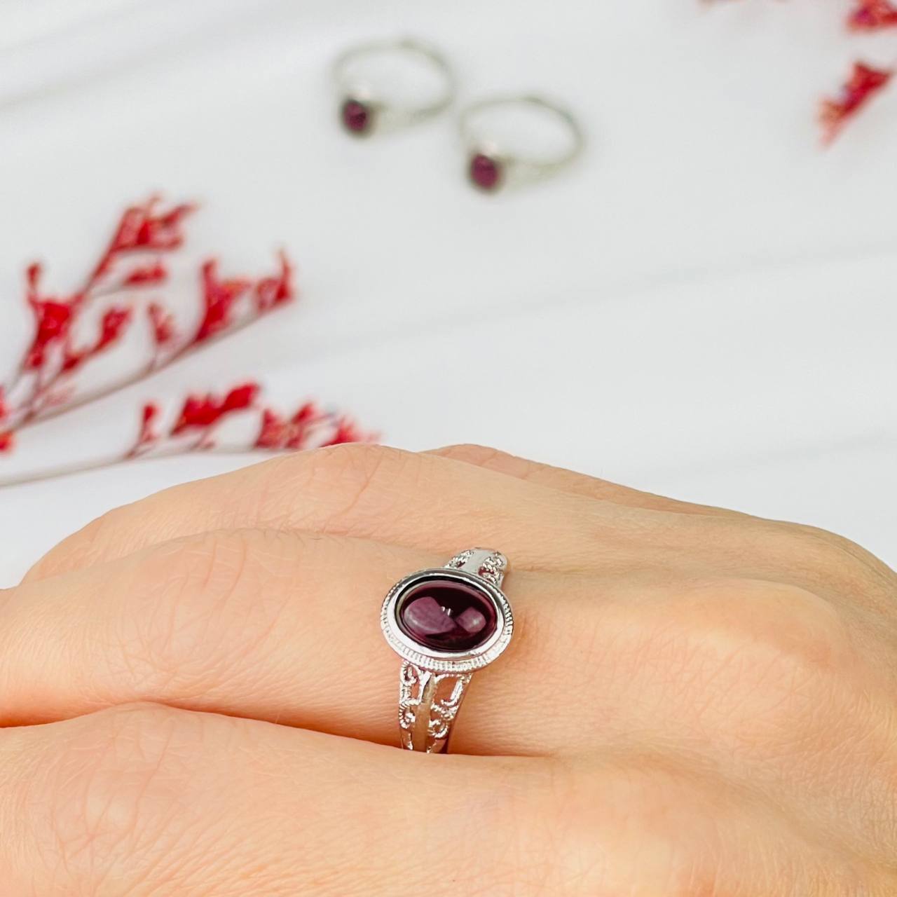 Радуга Самоцветов Кольцо регулируемое из Граната