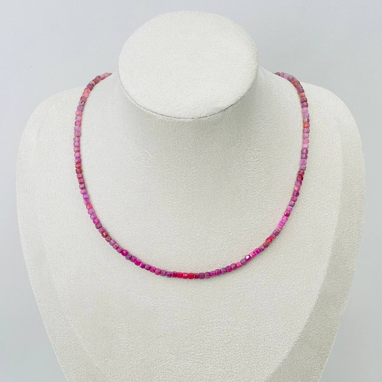 Радуга Самоцветов Колье из Рубина (градиент)