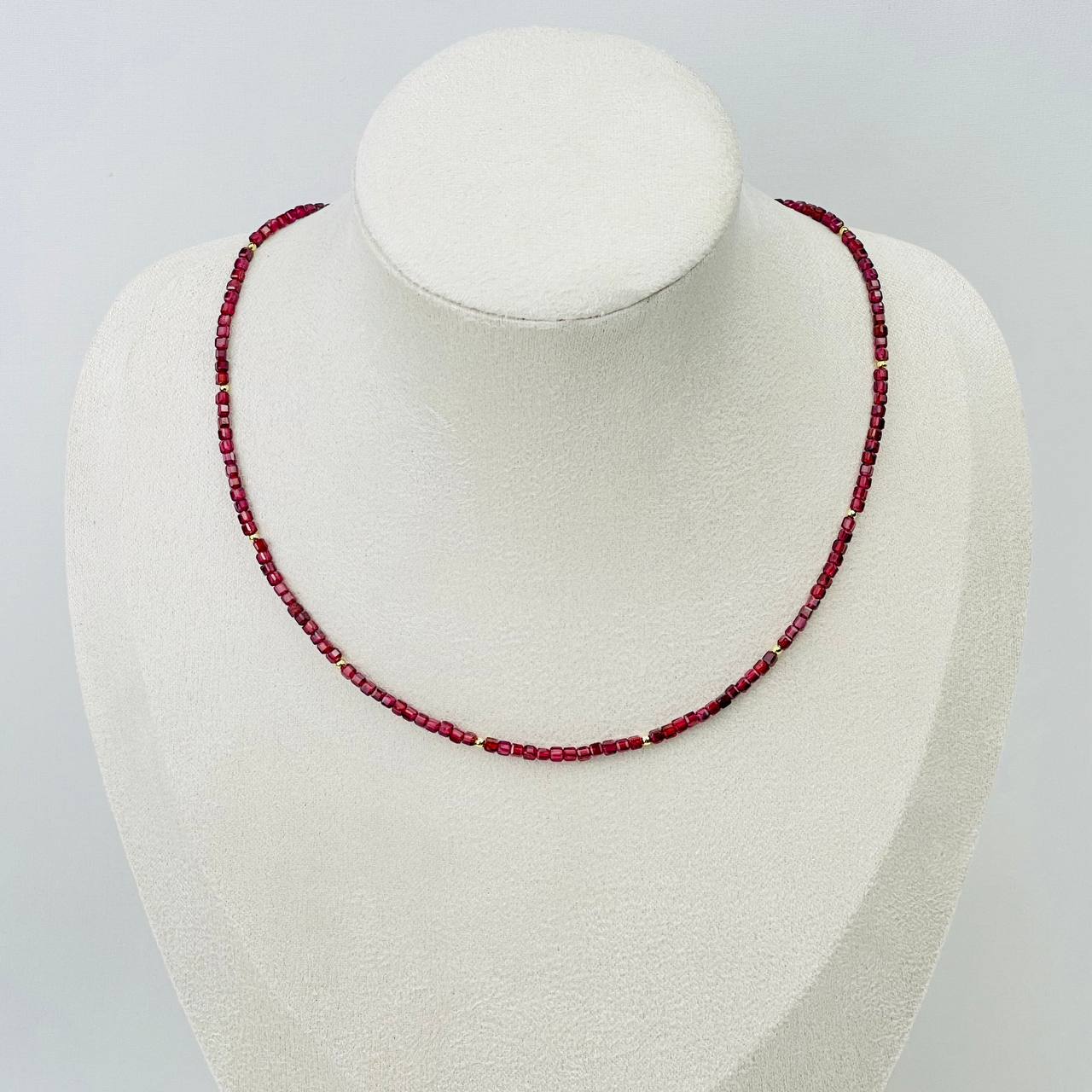 Радуга Самоцветов Колье из Граната