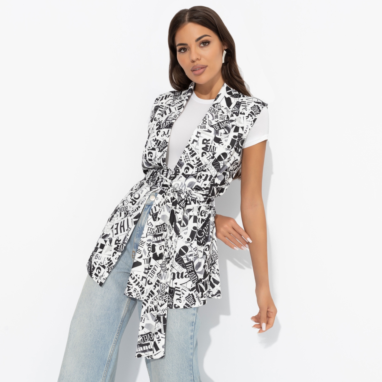 Ст.цена 1650р. Жилет оригинальный, Настроена эффектно (фэшн) 00000011899 Черный