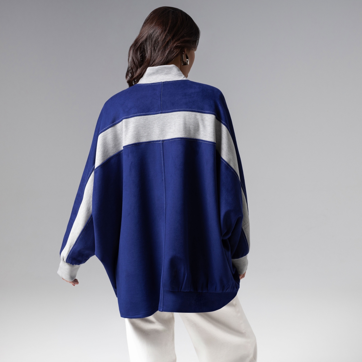 Бомбер из мягкой замши, Стильное вложение (oversize, S-M)