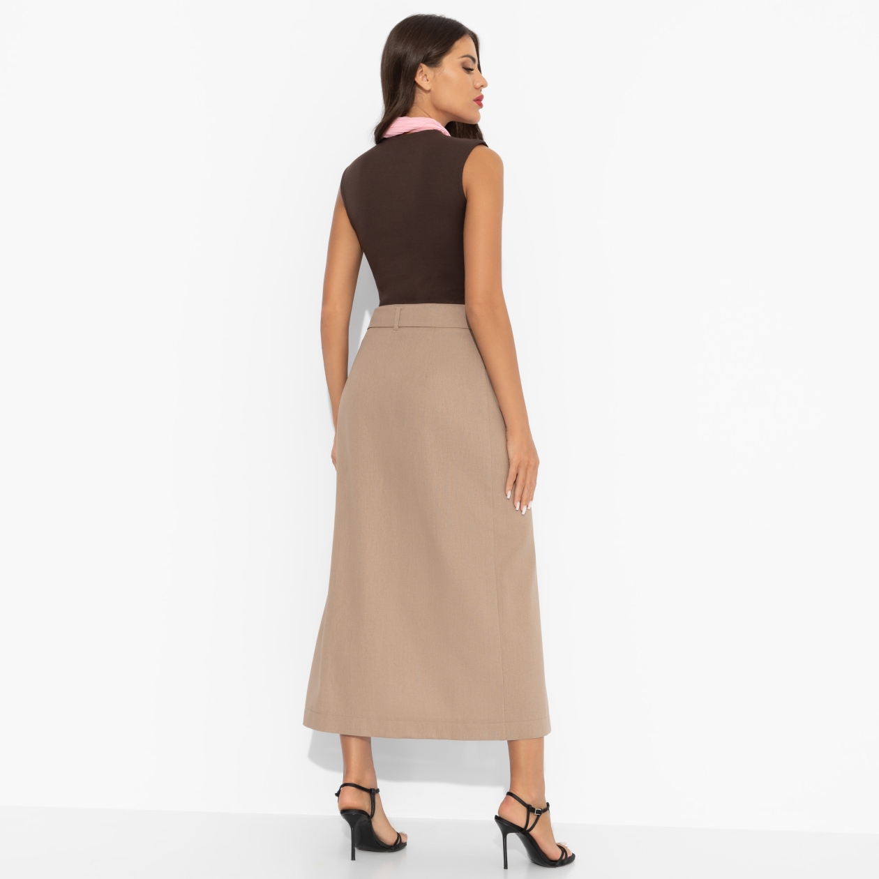 Юбка на запах, Точка притяжения