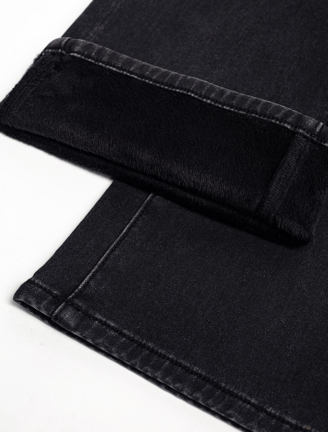 Прямые джинсы из эластичного денима на флисе