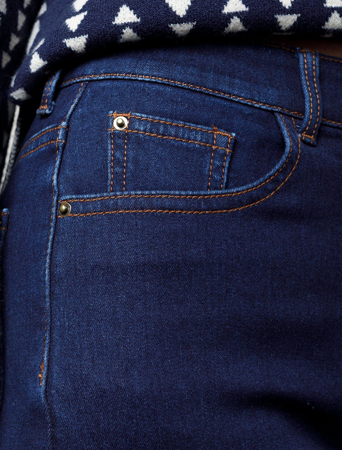 Джинсы mom-fit из эластичного денима на флисе D54.095 темно-синий