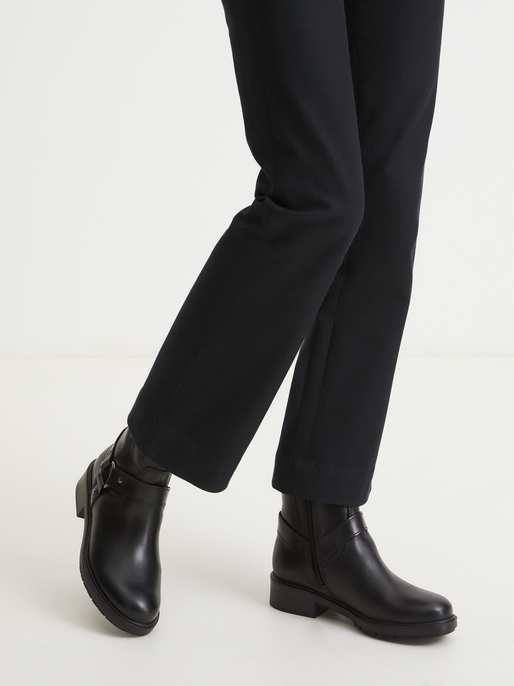 7700 р. 13750 р. Женские ботинки TAMARIS ZILLA