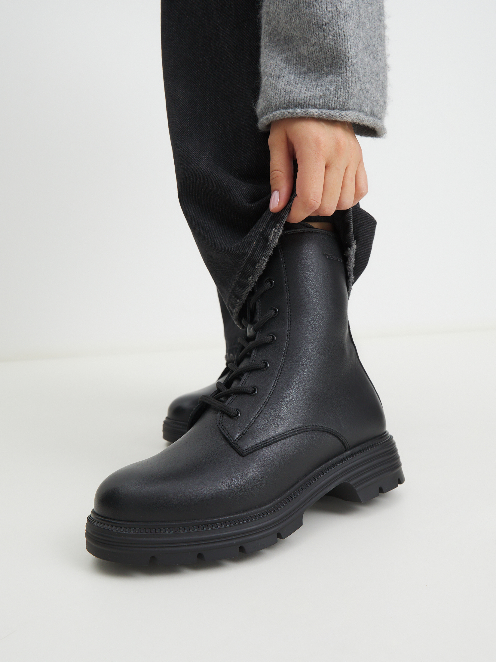 9515 р. 16990 р. Женские ботинки TAMARIS