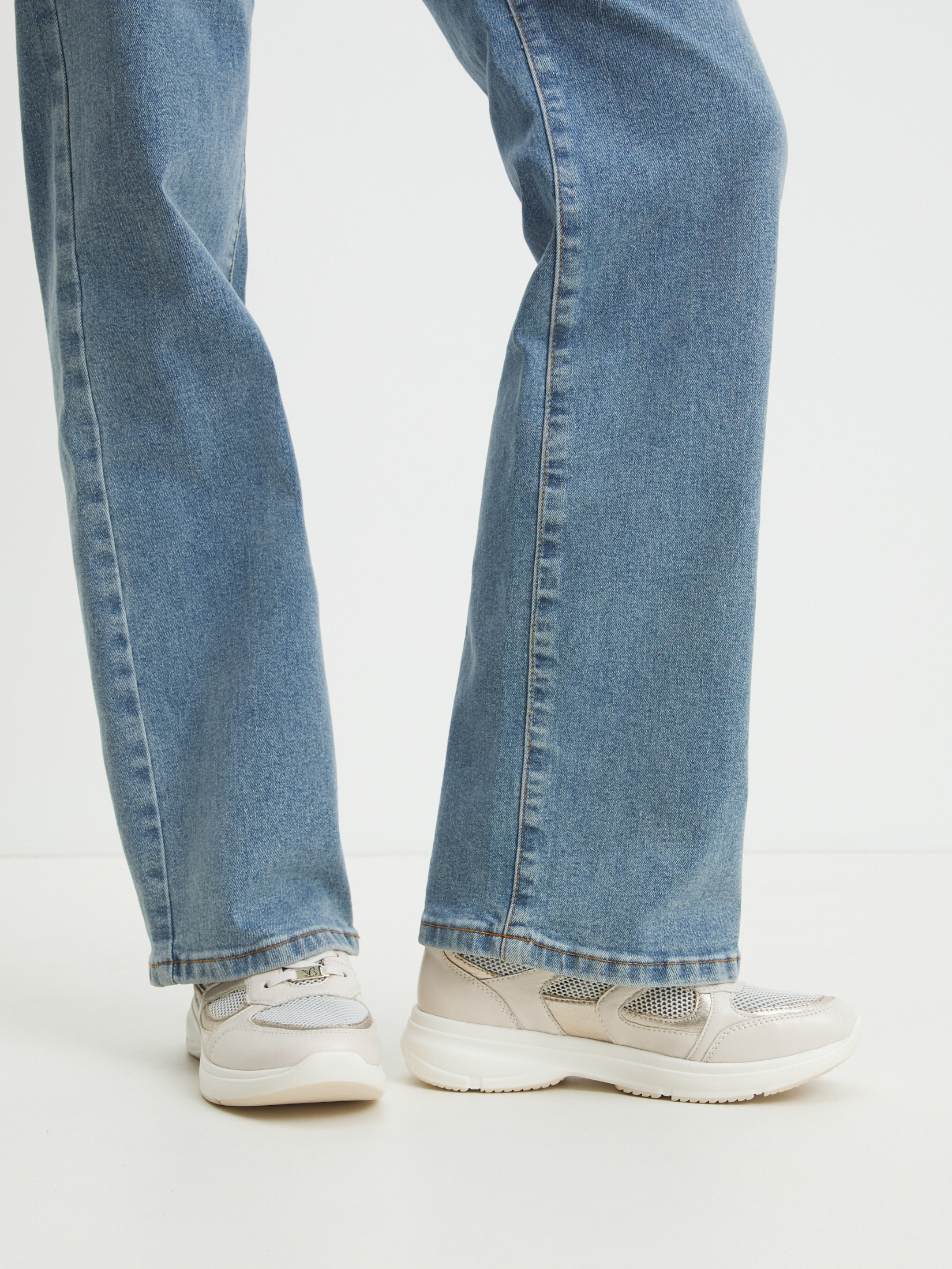 6441 р. 11300 р. Женские кроссовки CAPRICE LEA