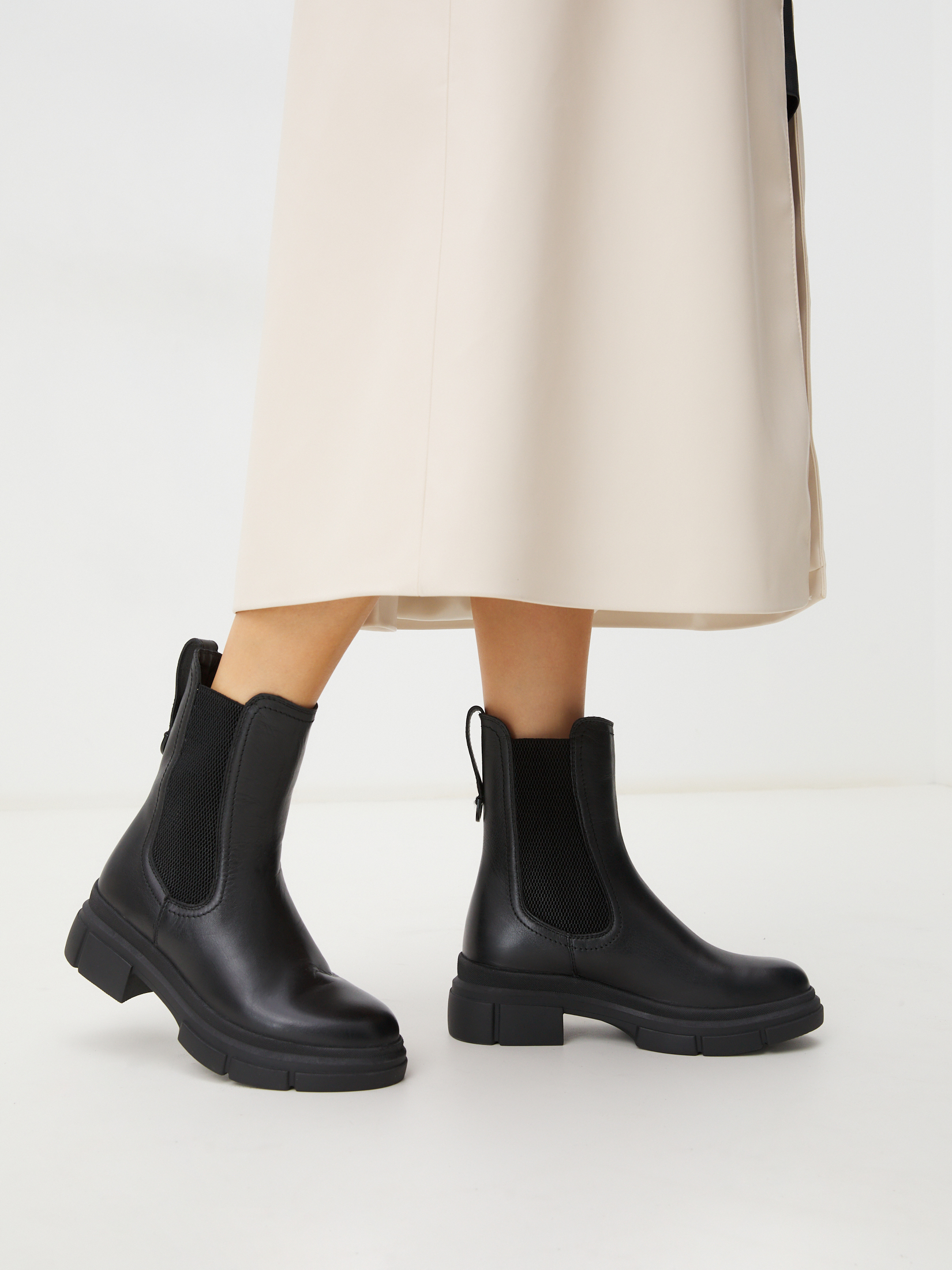 9795 р. 17490 р. Женские челси TAMARIS