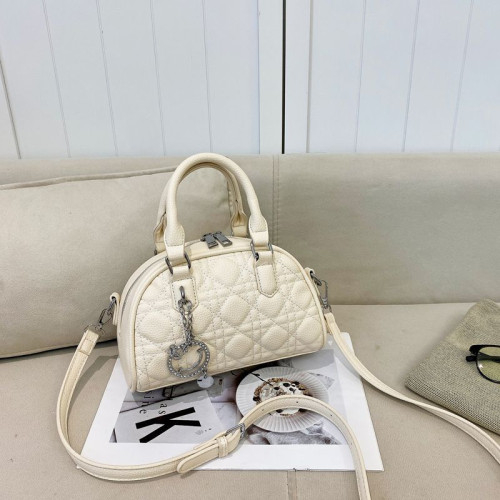 Женская кожаная сумка 935 IVORY