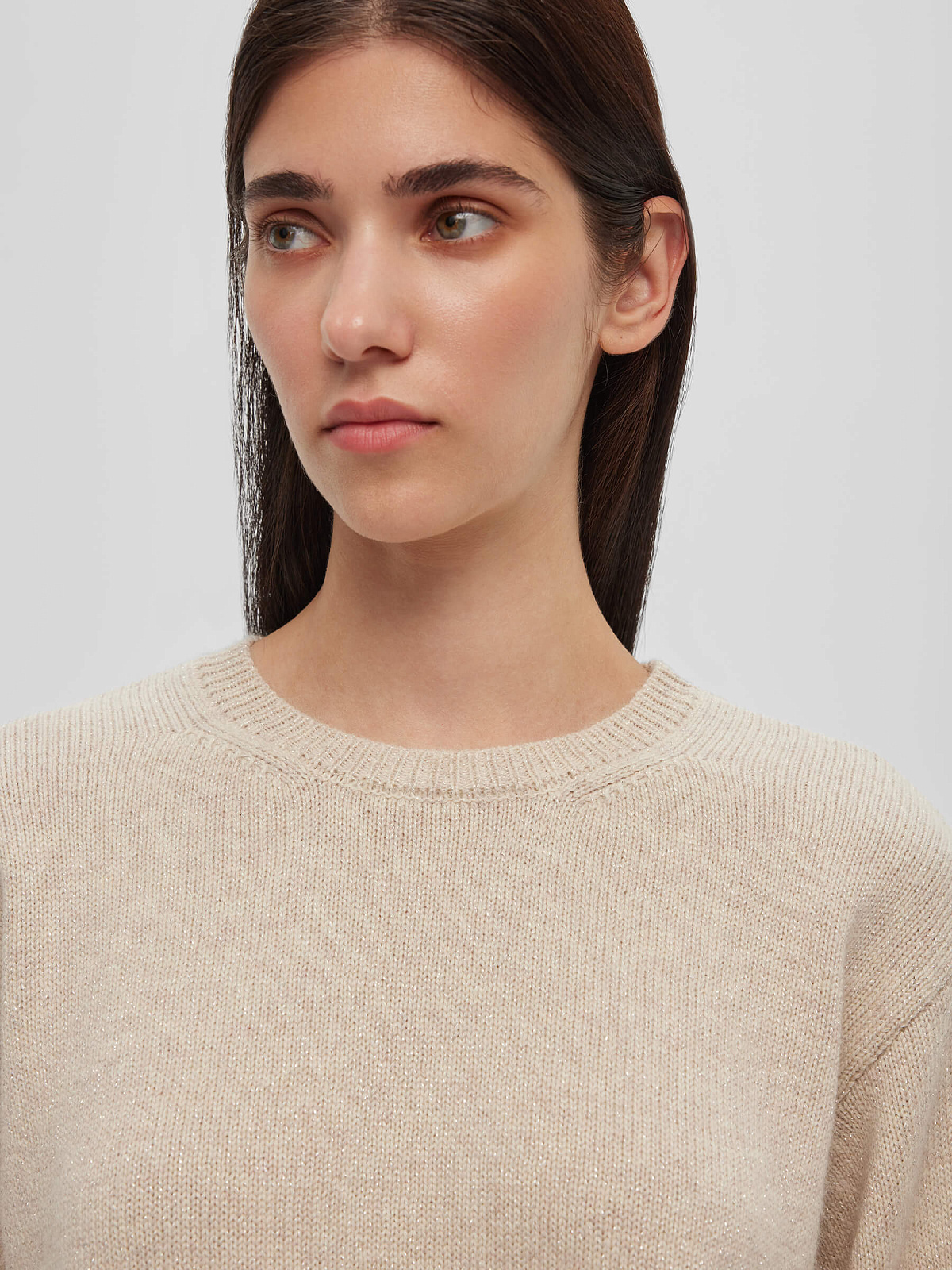 2529р2975рДжемпер свободного кроя с ангорой с люрексом, молочный