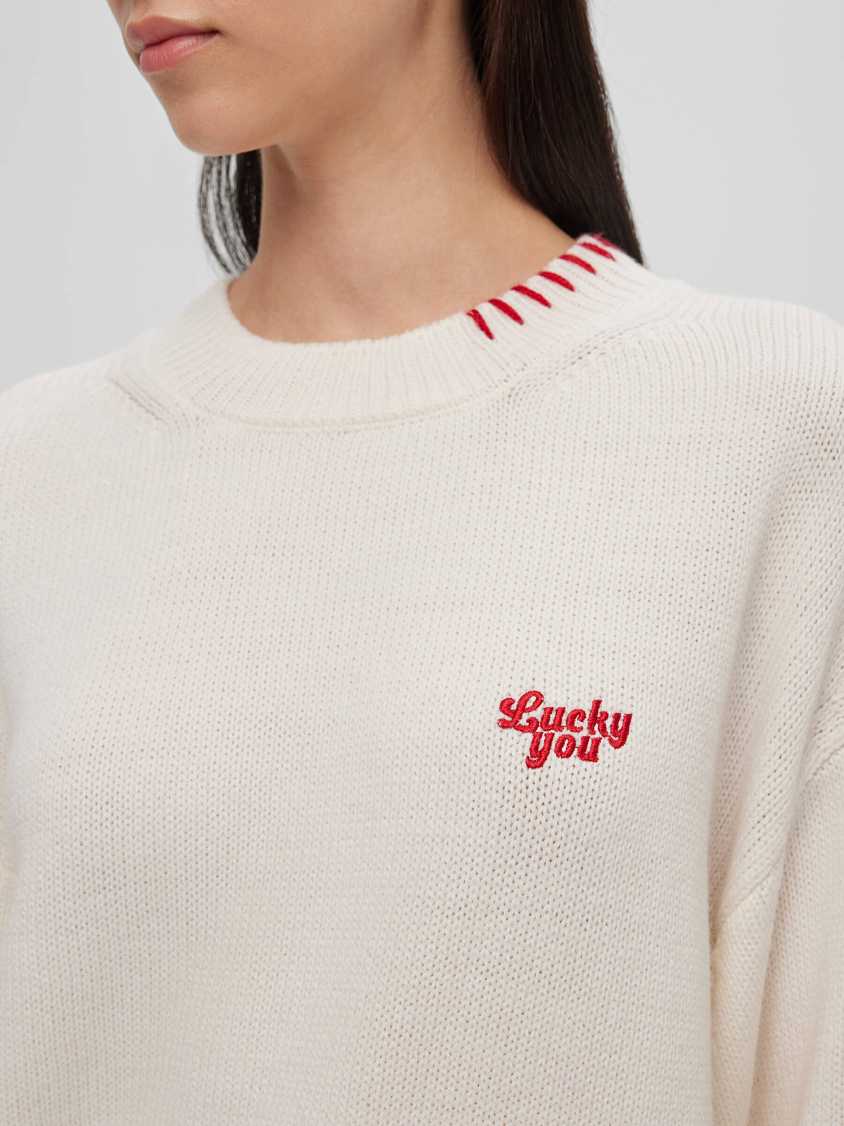 Джемпер свободного кроя с вышивкой Lucky you, белый