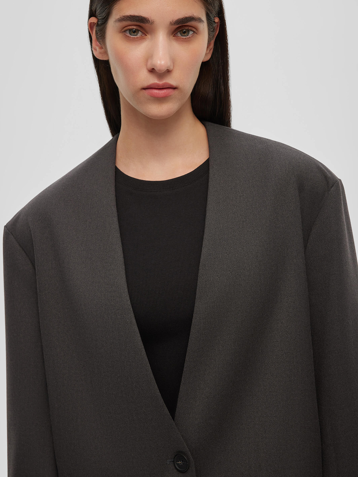 6371р7495рЖакет однобортный без лацканов 0212, графитовый