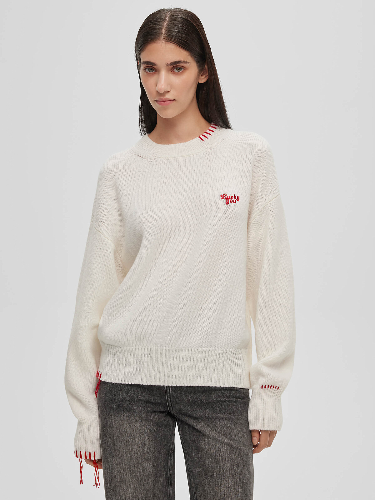 Джемпер свободного кроя с вышивкой Lucky you, белый