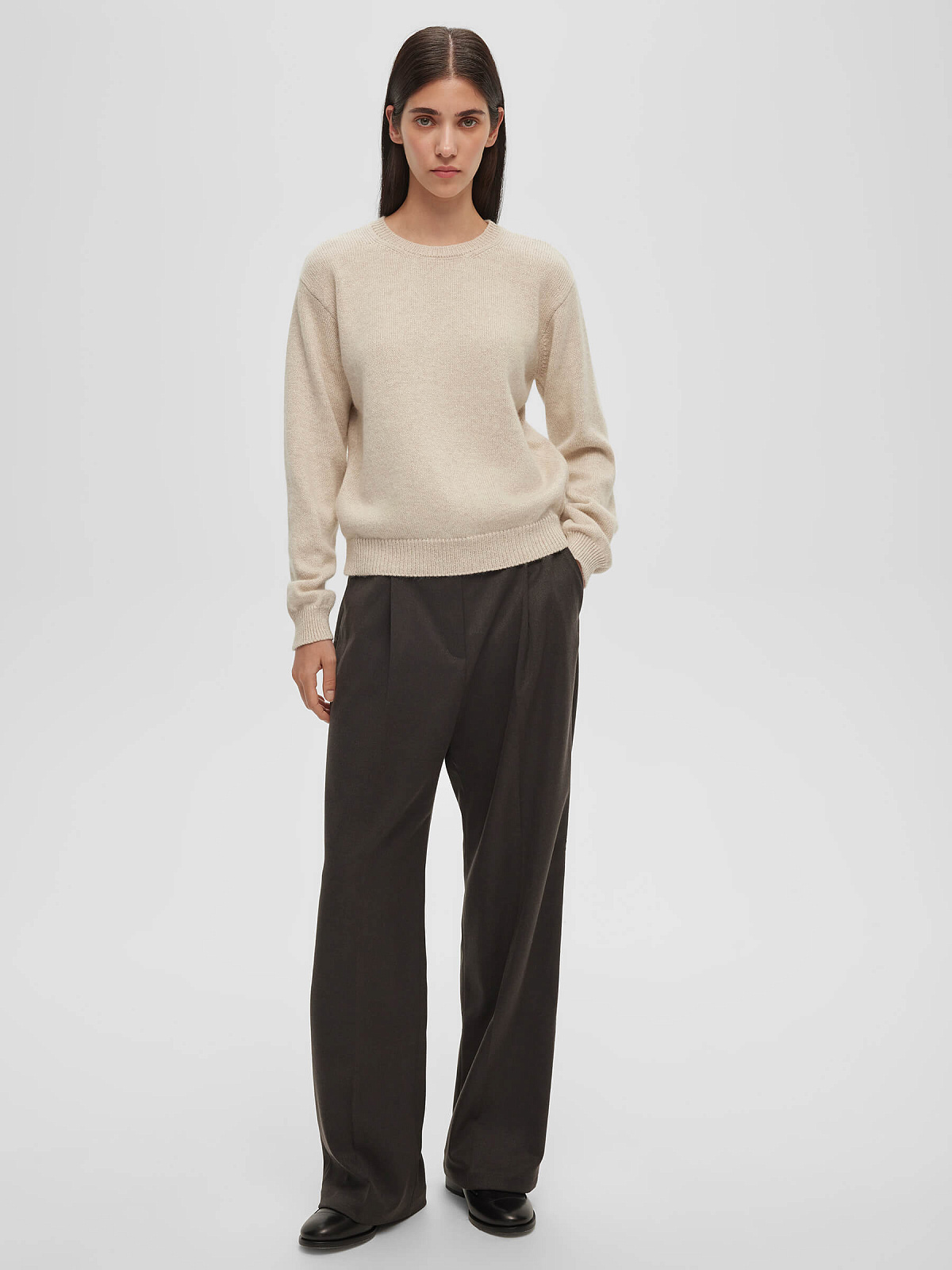 2529р2975рДжемпер свободного кроя с ангорой с люрексом, молочный