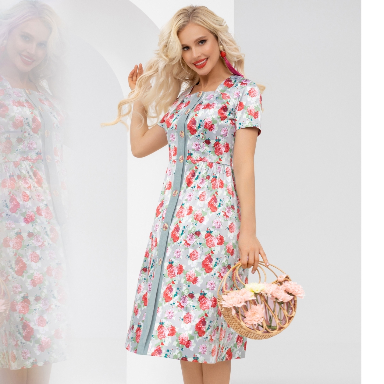 Ст.цена 1690р. Платье, Иду при параде