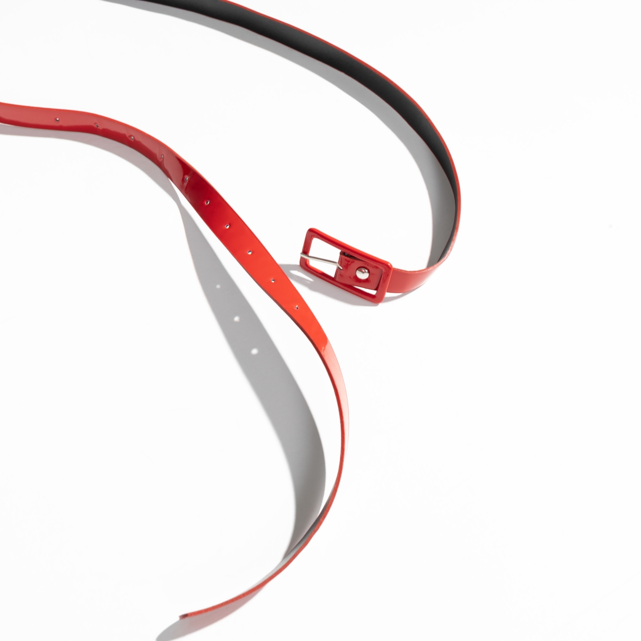 Ст.цена 190р. Ремешок глянцевый, Магический красный